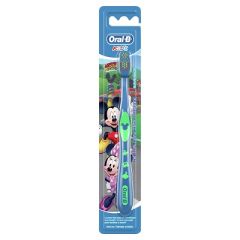 CEPILLO DENTAL ORAL B KIDS MICKEY EXTRA SUAVE 1UN